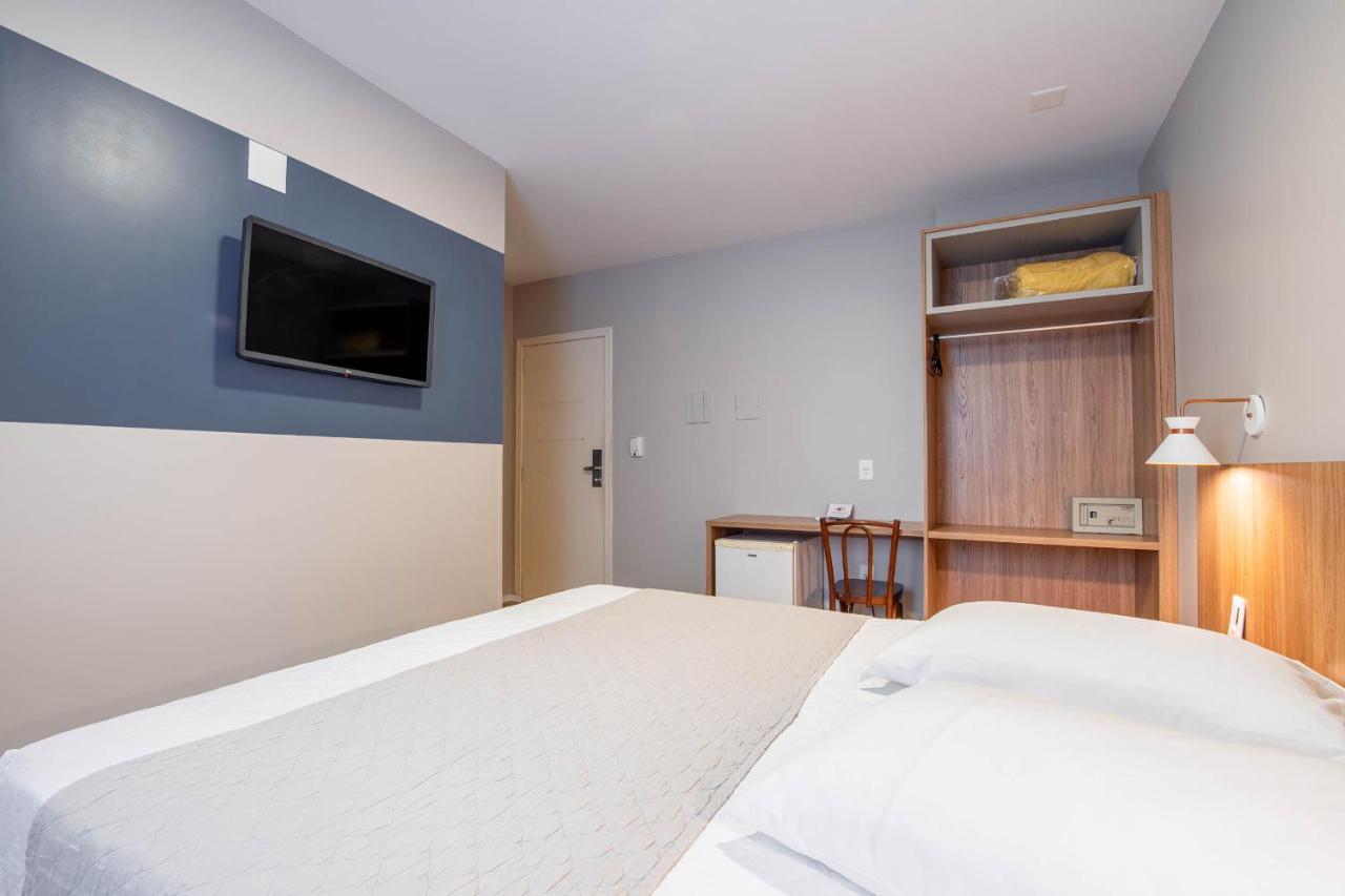 Hotel Italia Balneário Camboriú Екстериор снимка