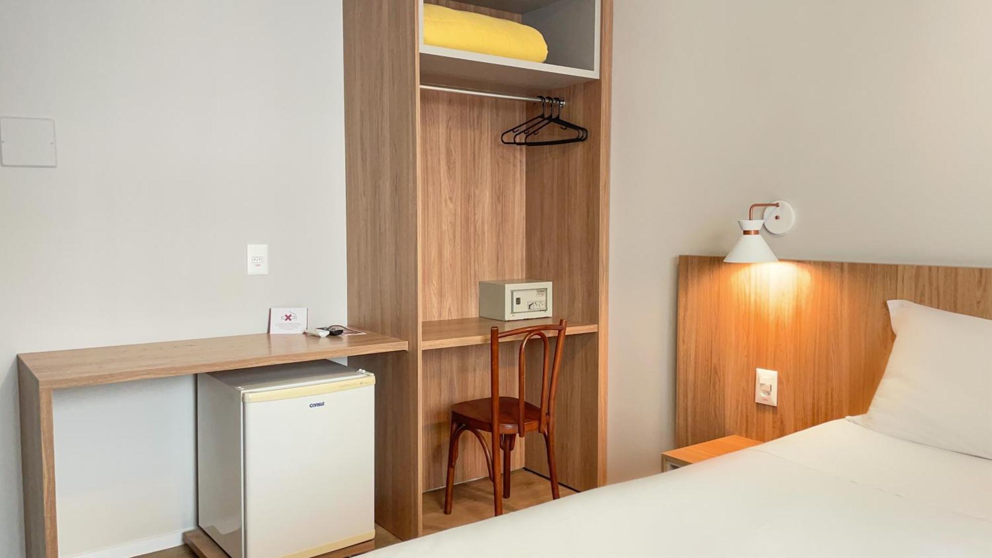 Hotel Italia Balneário Camboriú Екстериор снимка